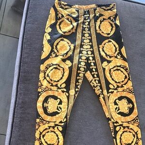 High-Rise Black and Gold Baroque Print Women's Jeggings